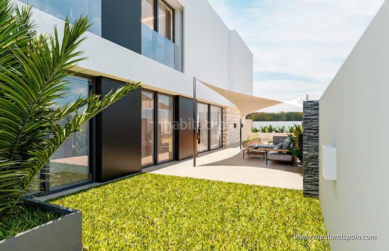 Foto 2d21fc16-a983-4166-bdb1-d5c4b19df944. Chalet with heating pool in La Regia Orihuela