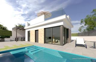 Chalet à Las Lomas de Rame-Bahía Bella. Moderno chalet de una planta con solárium y piscina privada a 50