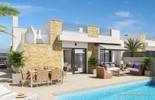 Chalet à San Fulgencio. Chalets de una sola planta con solárium y piscina privada en oas