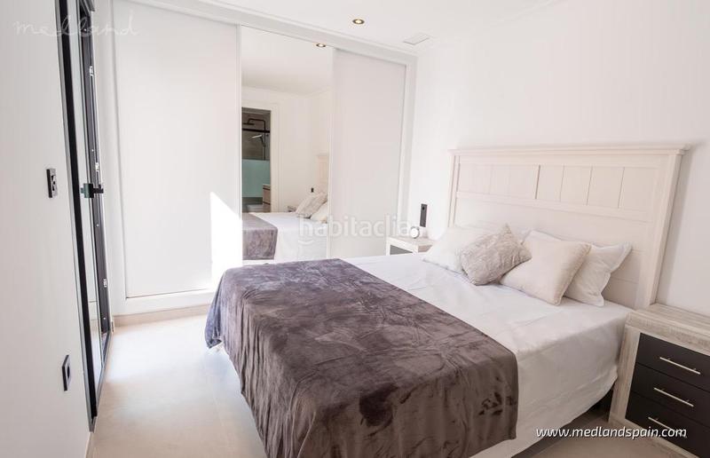 Foto 7d0eebfc-4e14-4744-86e8-70fd81e7df91. Chalet s de una sola planta con solárium y piscina privada en oasis de la marina en San Fulgencio