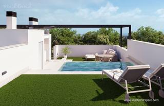 Apartament a Pilar de la Horadada Ciudad. Apartamento en planta alta en pilar de la horadada con solárium