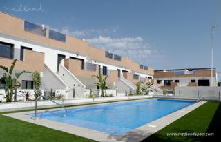 Apartament a Pilar de la Horadada Ciudad. Apartamento con 3 dormitorios en pilar de la horadada con amplio