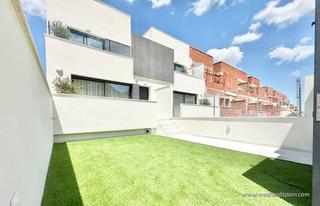 Reihenhaus in Cox. Adosado en cox con solárium, patio y vistas panorámicas