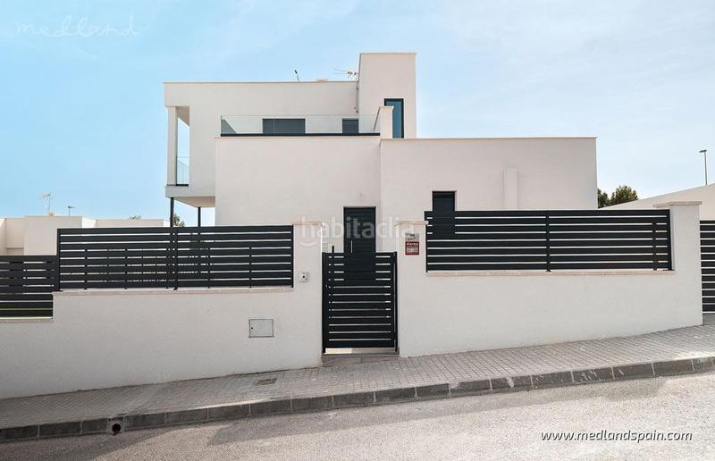 Foto 471a2776-96bd-4262-b84b-9929cb2447ad. Chalet villa con 3 dormitorios, piscina y vistas panorámicas en Polop