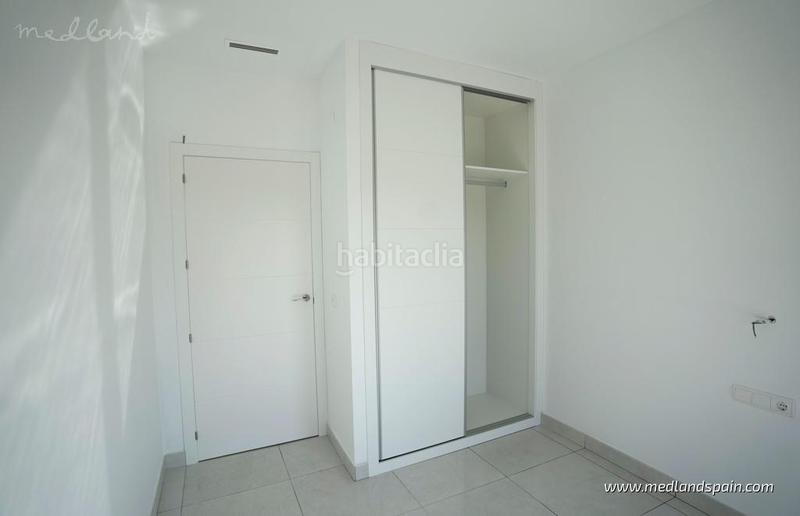 Foto d67c4715-1f2d-4d4d-9d78-1dd0f66dc061. Chalet villa con 3 dormitorios, piscina y vistas panorámicas en Polop
