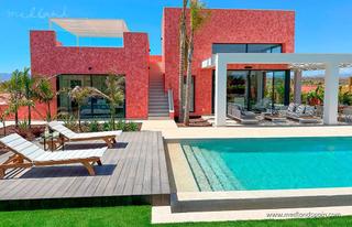Chalet à Desert Spring Golf. Villa de 3 dormitorios con sótano en resort de golf en palomares