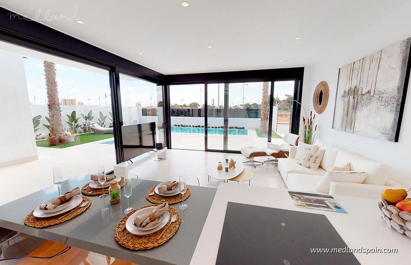 Foto e73d7e4c-bb7a-49a3-a33a-29160e806928. Xalet amb aparcament piscina a Lo Pagán San Pedro del Pinatar