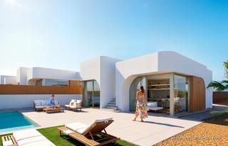 Chalet in Las Lomas de Rame-Bahía Bella. Villa en los alcázares con piscina privada, solárium y vistas al