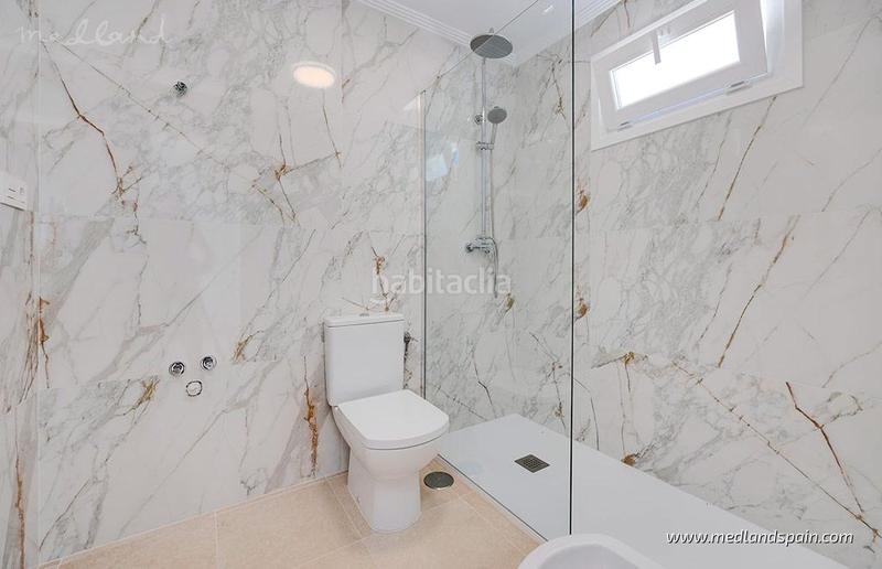 Foto d2498355-aa94-4064-86fb-eb8befafcc4e. Chalet with pool in San Fulgencio