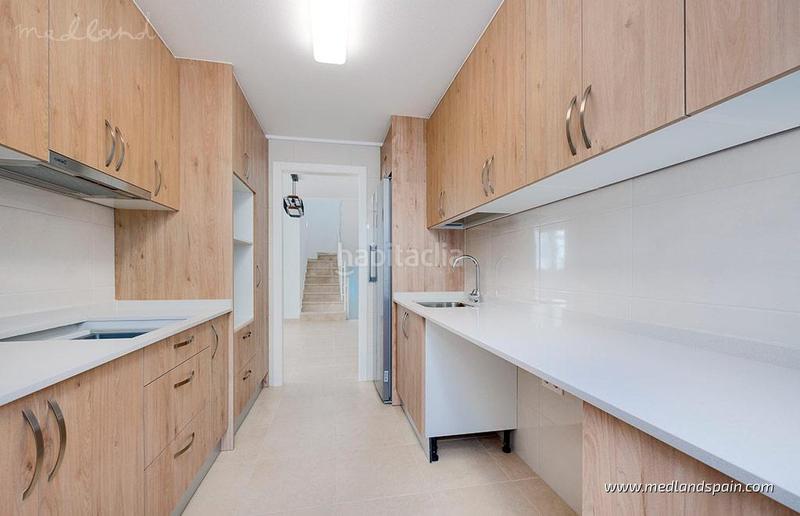 Foto db59ccc0-9c75-4315-bd17-7788880d0198. Chalet with pool in San Fulgencio