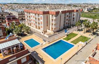 Apartamento en Lomas de Cabo Roig - Los Dolses. Apartamento con 2 dormitorios y amplia terraza en cabo roig