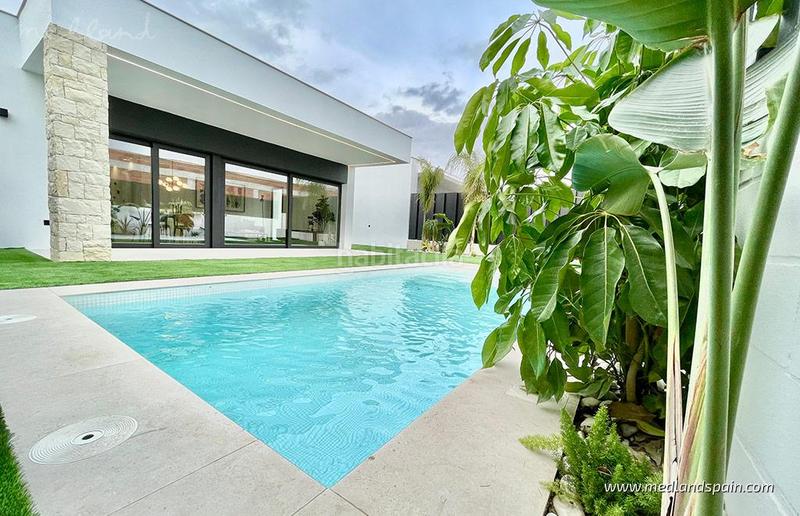 Foto cfda6f6c-cbdf-4dce-bc48-d93a5146a6e9. Chalet in La Quinta Molina de Segura