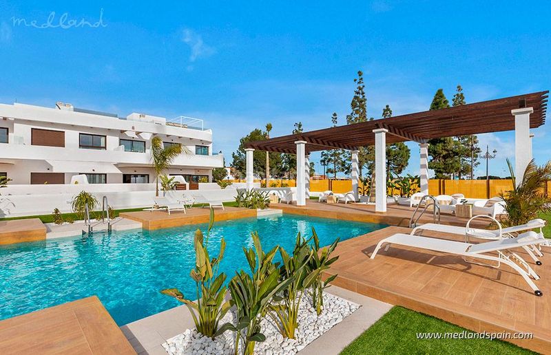 Foto 0f1174c8-44ff-4e84-af12-0824e6b3cd7c. Chalet mit pool in Las Lomas de Rame-Bahía Bella Alcázares (Los)
