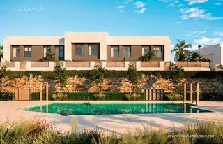 Reihenhaus in Riviera del Sol. Chalet adosado con 2 dormitorios y vistas al mar en calahonda, m