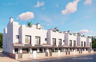 Semi detached house in Mar Menor golf. Adosados de estilo español con 3 dormitorios en santa rosalía