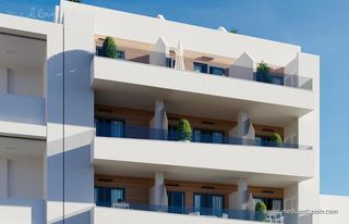 Apartament a Centro - Muelle Pesquero. Apartamentos de 3 dormitorios cerca de la playa en torrevieja
