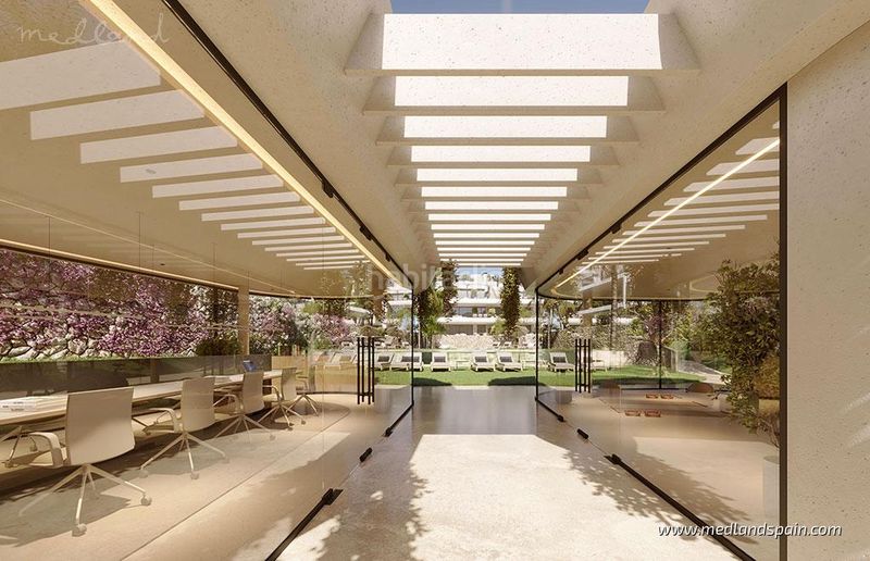 Foto 6a78a78b-b372-4743-af92-7b448002b9e7. Apartamento  con 2 dormitorios, jardín y piscina privada en Estepona