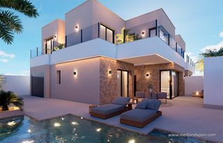 Xalet a San Pedro del Pinatar. Elegantes villas de 4 dormitorios con piscina privada en san ped