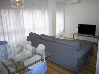 Location Appartement  Calle padre alfonso torres. Solo profesores o funcionarios, curso escolar o larga duracion