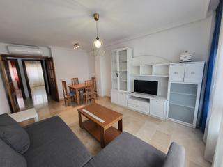 Location Appartement  Calle manuel mendizábal villalba. Ideal medicos residentes de torrecardenas