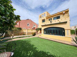 Chalet à Nueva Almería - Cortijo Grande - Vega de Acá. Exclusivo chalet individual en nueva almería