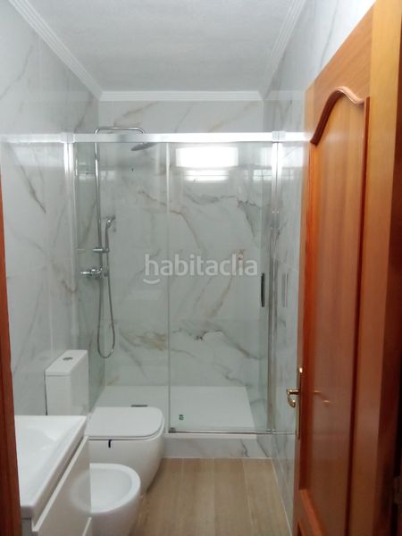 Foto 74ea0c72-ed08-4921-a90b-3dbb992619a8. Lloguer pis amb piscina a Aguadulce Sur Roquetas de Mar