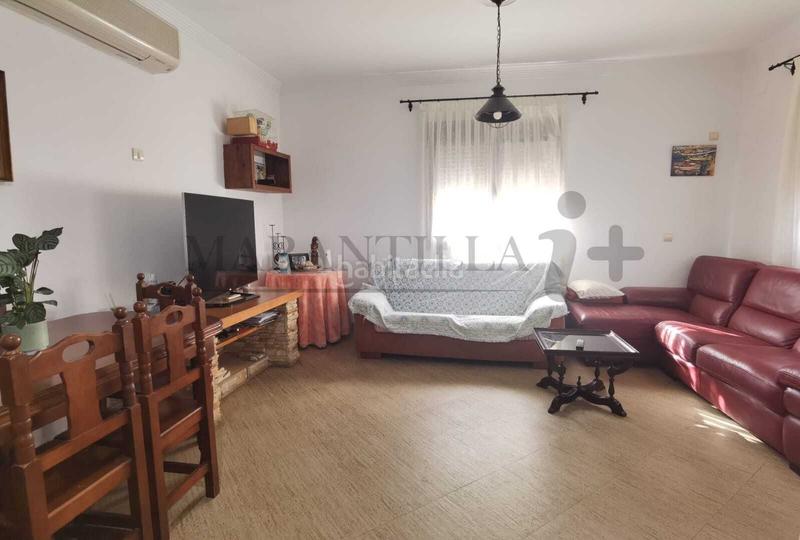 Foto 572a70af-8a80-430c-9fb5-c2bab38ea74b. Casa con parcheggio in Lepe