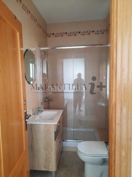 Foto 892526b0-8223-4df9-9416-b242de0df090. Casa con parcheggio in Lepe