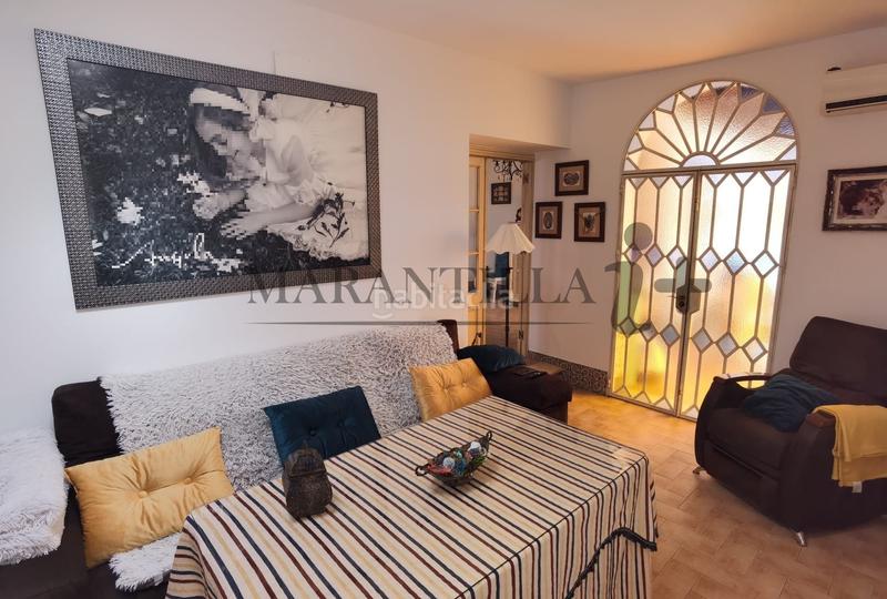 Foto b87d8690-2a39-40a1-8f2d-4dd4b85fa912. Casa con parcheggio in Lepe