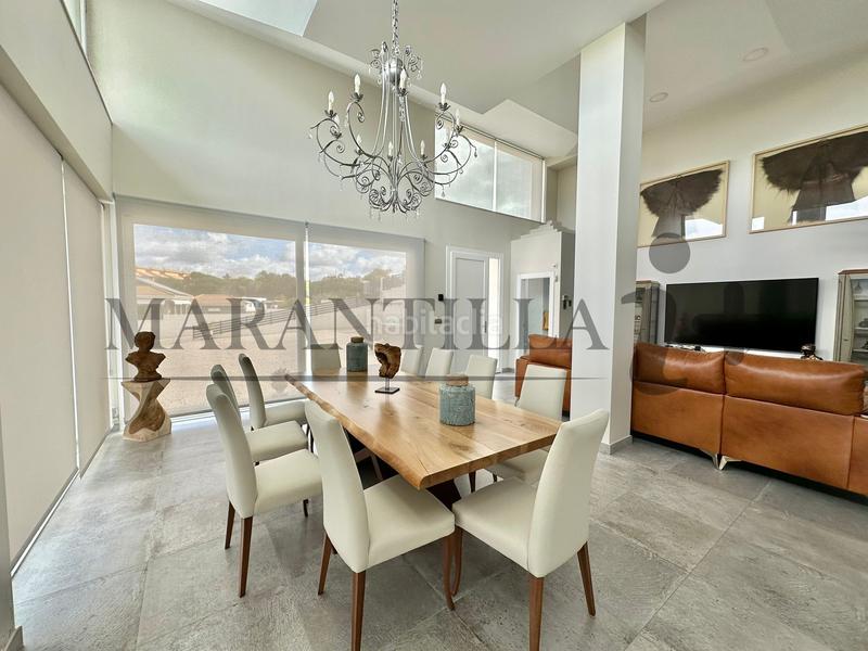 Foto 0f1b4327-8e9a-4ef9-abab-6f9fb1d0c74e. Xalet amb aparcament piscina a Lepe