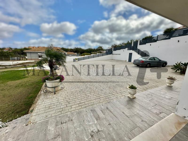 Foto 13fb5e63-b343-47c5-ac0f-0fd812d267eb. Xalet amb aparcament piscina a Lepe