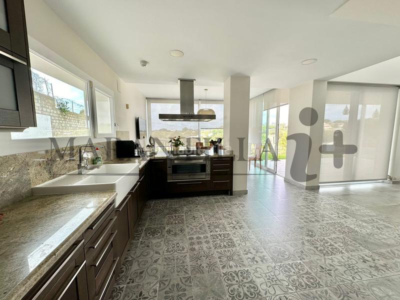 Foto 2ed4bde0-2084-4bfd-9f5a-c232ff32ea02. Xalet amb aparcament piscina a Lepe