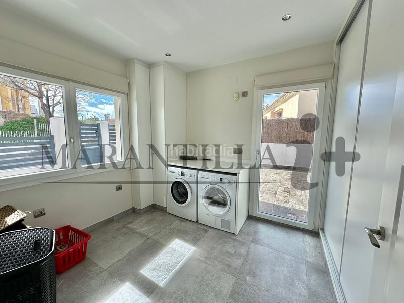 Foto a39c1375-d581-47c9-97b4-c4b890fc7cc9. Xalet amb aparcament piscina a Lepe