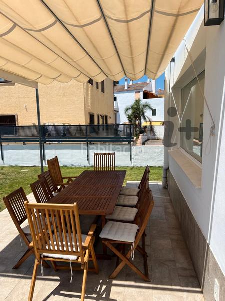 Foto cdc1a14d-0d90-42e1-bb77-4086826bdcb5. Chalet avec parking piscine dans Urbasur Islantilla