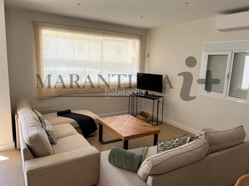 Foto f02d00c5-8443-4d93-a970-53fb137c0efe. Chalet avec parking piscine dans Urbasur Islantilla