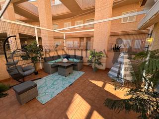 Casa adossada a Islantilla Golf. Casa de esquina en venta en la última construcción del campo de