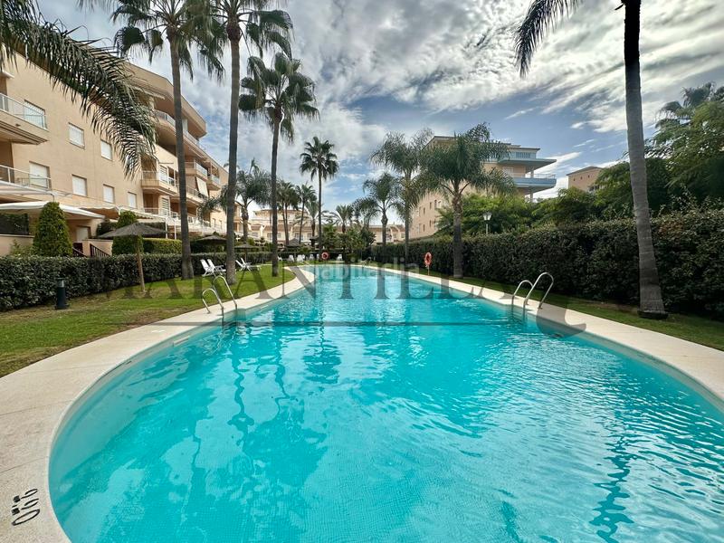 Foto 01beaed7-bd8c-491a-a143-72e8e075e990. Planta baixa amb calefacció piscina a La Antilla