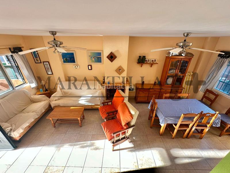 Foto afd60e10-4a2f-4fbb-ad59-e0237cc55507. Casa adossada amb xemeneia aparcament piscina a Islantilla costa Islantilla