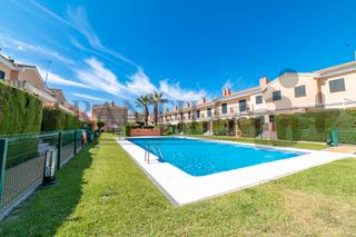Casa a schiera in Islantilla Costa. Adosado en venta en islantilla playa.