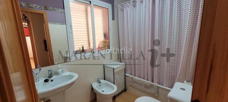 Foto 471c0d17-d4bb-4210-afcd-ff509515aa2b. Casa bifamiliare con camino piscina in Islantilla golf Islantilla