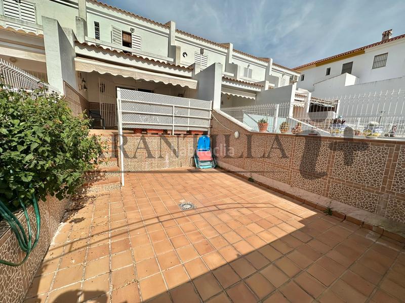 Foto 05cde003-2c8a-457d-9723-3fa8e3114eee. Casa a schiera con parcheggio in Urbasur Islantilla