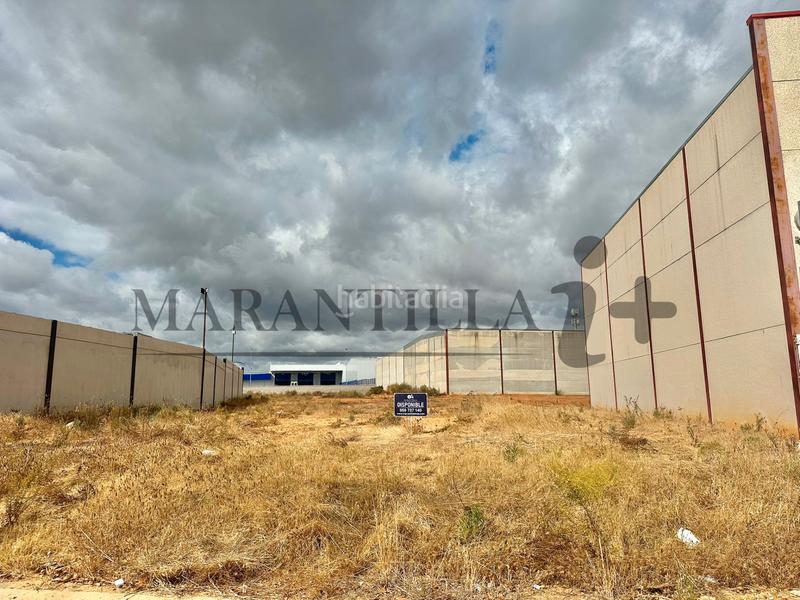 Foto 624fa783-cefc-43b3-a13f-7d9652e1c16b. Gewerbliches grundstück in Lepe