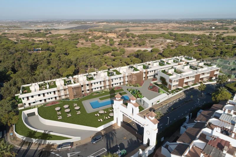 Foto b47627f2-735e-4b1d-b299-984fb28274ba. Ground floor in avenida del deporte 3i in Islantilla golf Islantilla
