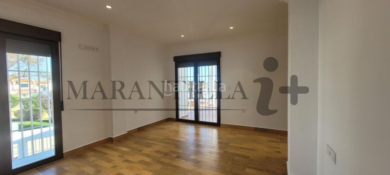 Foto 24fed759-16dd-41e9-991d-74407a9a9334. Chalet  en venta en Urbasur. en Urbasur Islantilla