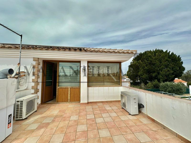 Foto e6f76eac-4d8b-41d4-9d74-550ba74d16f9. Xalet amb calefacció aparcament piscina a Lepe