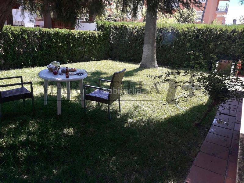 Foto 76d0037a-360c-4072-a423-32833f8ef40e. Planta baixa amb piscina a Islantilla costa Islantilla