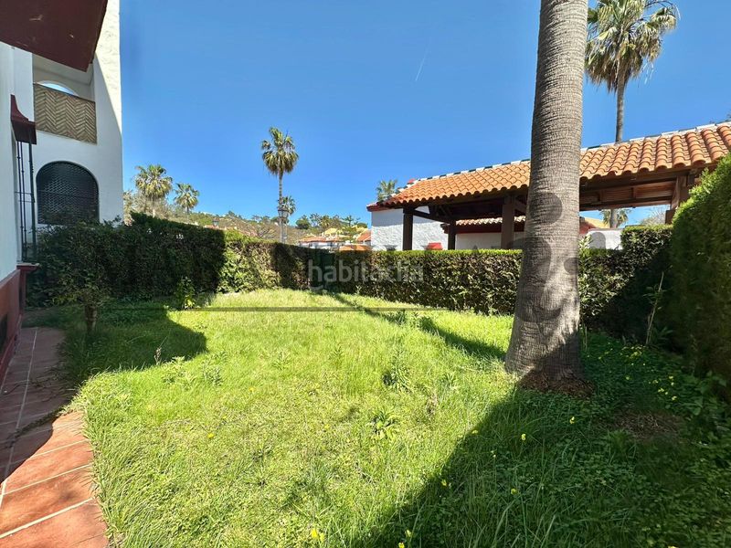 Foto 7819d300-f9f1-4e52-976d-0e84c4f8c157. Planta baixa amb piscina a Islantilla costa Islantilla