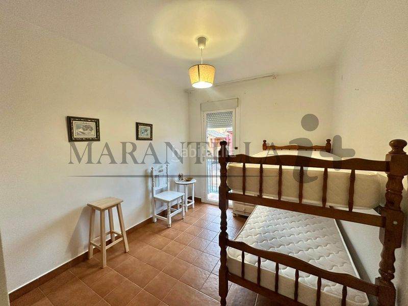 Foto b874ab96-1aa0-4caa-a220-b40c9b7c821b. Casa adossada a Lepe