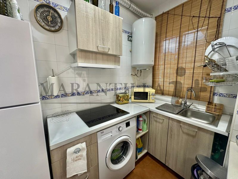 Foto f80efc6d-5805-4da3-99c5-03026bd22855. Casa adossada a Lepe
