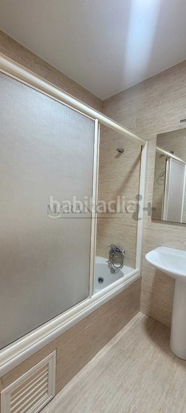 Foto c6c50159-f329-48f9-8fa6-59ac958e8ff8. Pis amb aparcament a Lepe